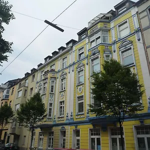 Konukevi Gaestehaus Grupello, Düsseldorf